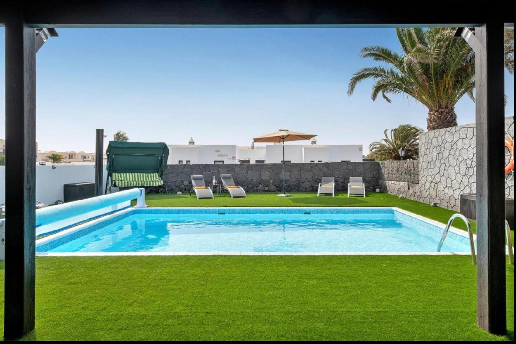 Casa Atilana Luxe Con Piscina Climatizada Privada,aire Acondicionado,terraza Privada E Independiente,wi-fi